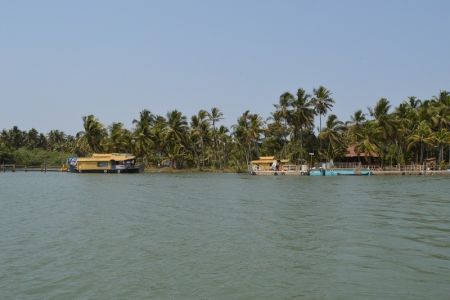 Taxi for Mangalore to Kottappuram Backwaters - Sayara Tours and Travels